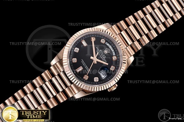 0419 RDD0219H – DayDate 36mm ComfortFit 694